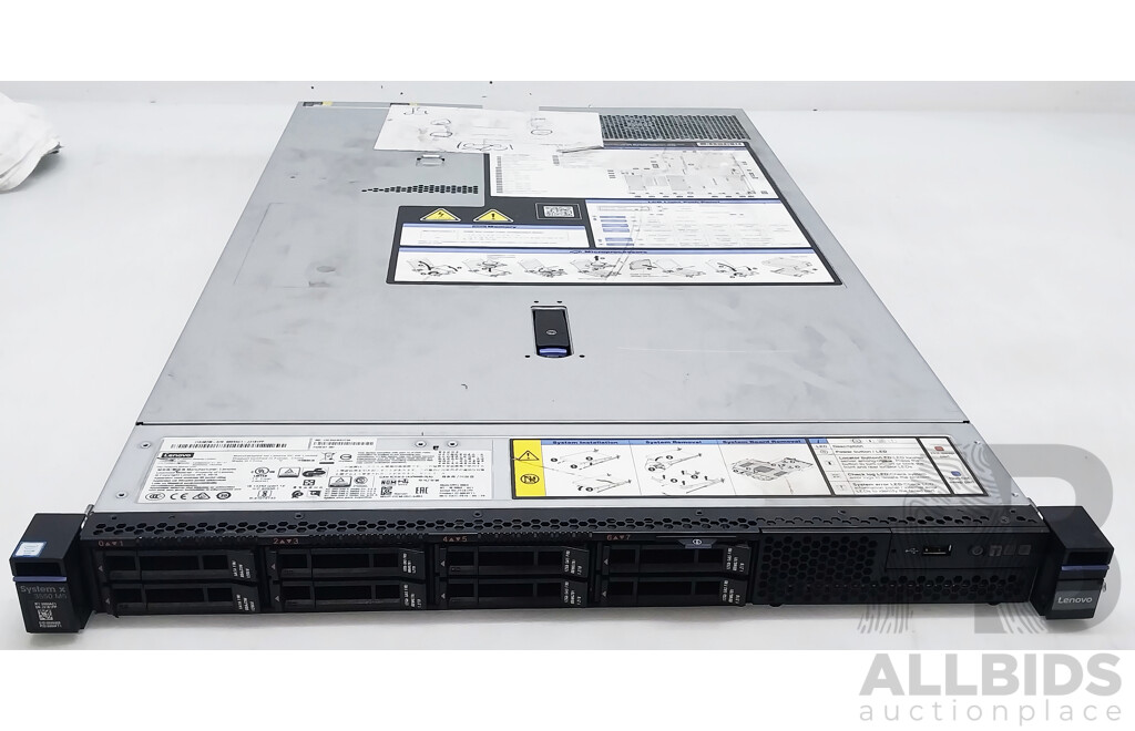 Lenovo System X 3650 M5 Intel Xeon (E5-2640 V3) 2.40GHz-3.20GHz 8-Core CPU 1RU Server W/ 384GB DDR4