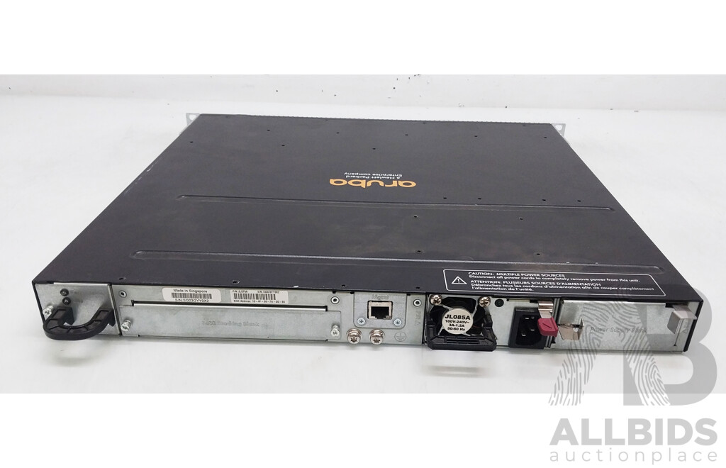 HP Aruba (JL075A) 3810M 16-Port SFP+ Switch