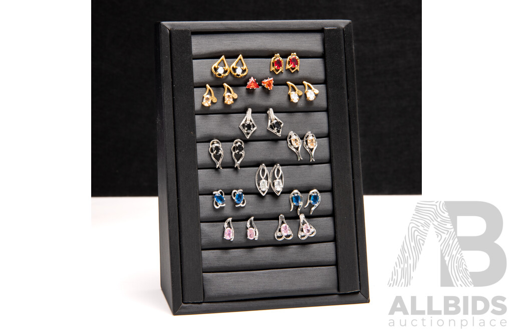 Gold and Silver Plated Earrings - Lot of 13