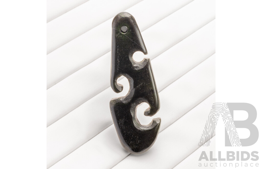 New Zealand Carved Dark Greenstone/Jade