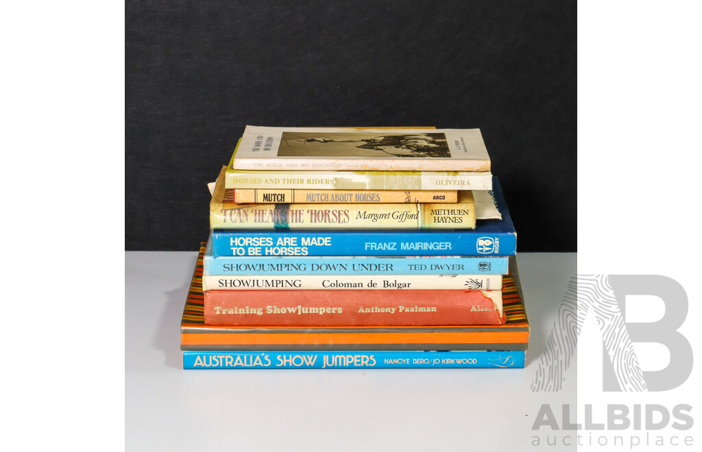 Nice Collection of Vintage Books Related Largely to Horses and Show Jumping (10)