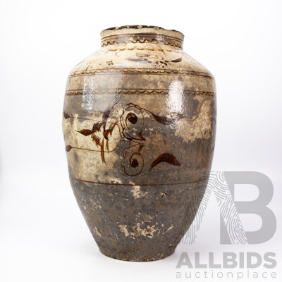 Early Ming Period Stoneware Wine Storage Jar