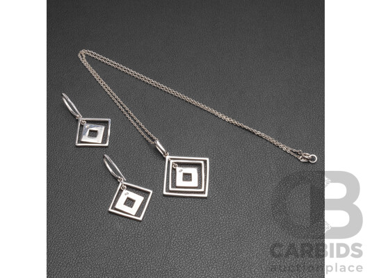 925 Sterling Silver & Australian Opal Necklace & Earrings Set