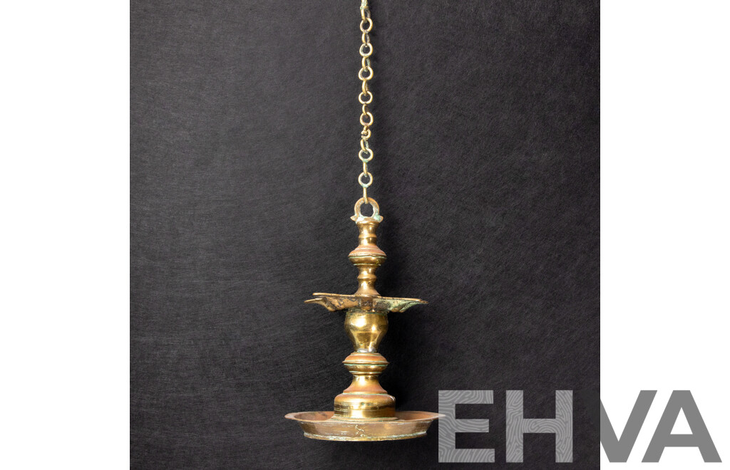 Antique Brass Hindu Temple Hanging Diya Vilakk Oil Wick Lamp with Chain
