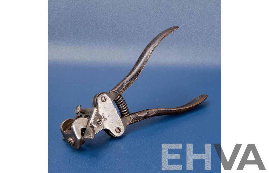 Vintage Disston (U.S.) Triumph Saw Set