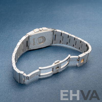 Omega Constellation Quadrella Ladies Watch Stainless Steel Diamond Bezel Mother-of-Pearl Dial C.2005 Box & Papers