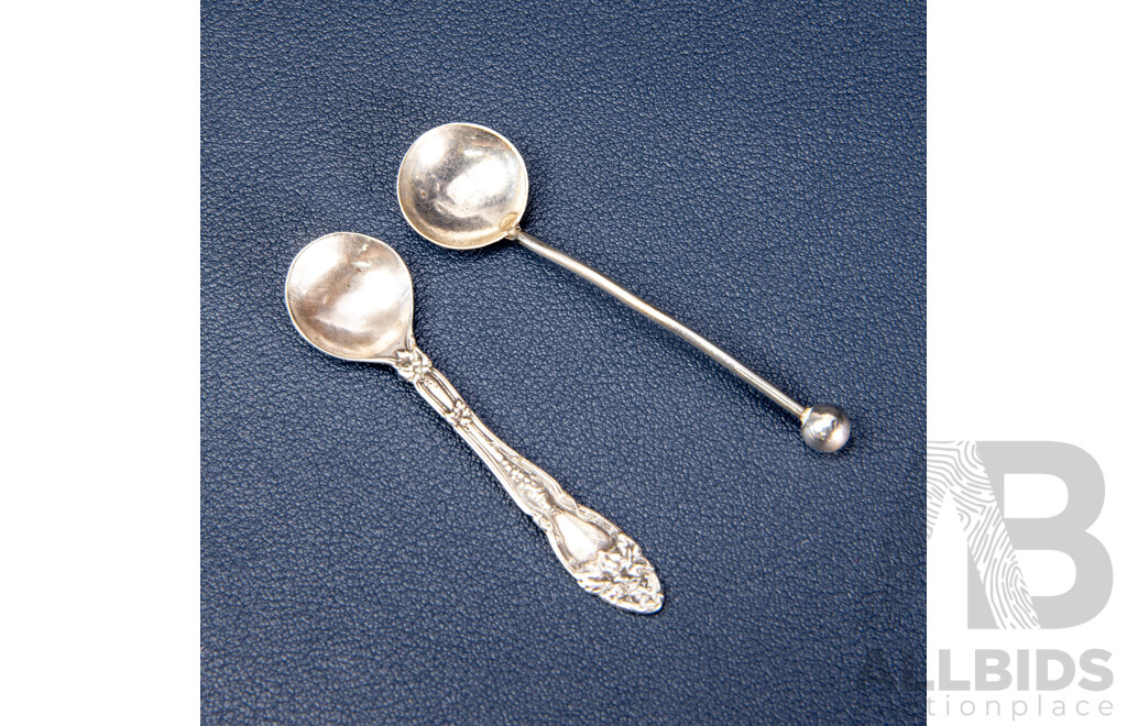 Antique James Dodsworth Sterling Silver Pierced Bowl, Chester 1894, Paired with Two Antique Miniature Salt or Mustard Spoons