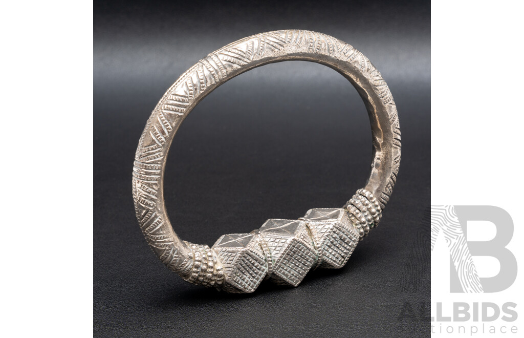 Moroccan Bedouin Heavy Silver Arm or Ankle Bracelet – 670 G
