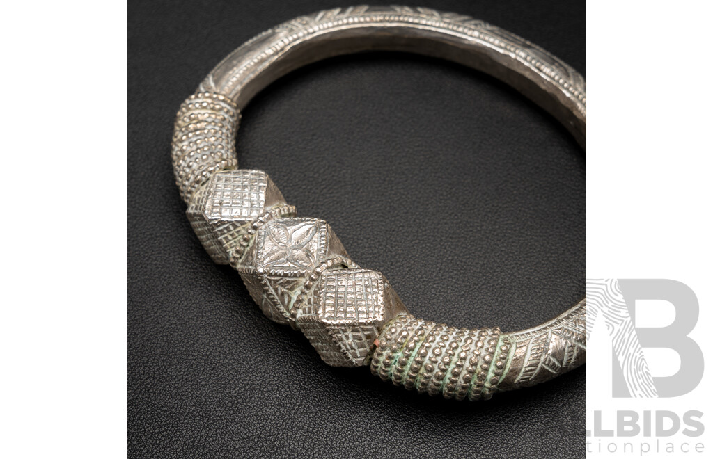 Moroccan Bedouin Heavy Silver Arm or Ankle Bracelet – 510 G