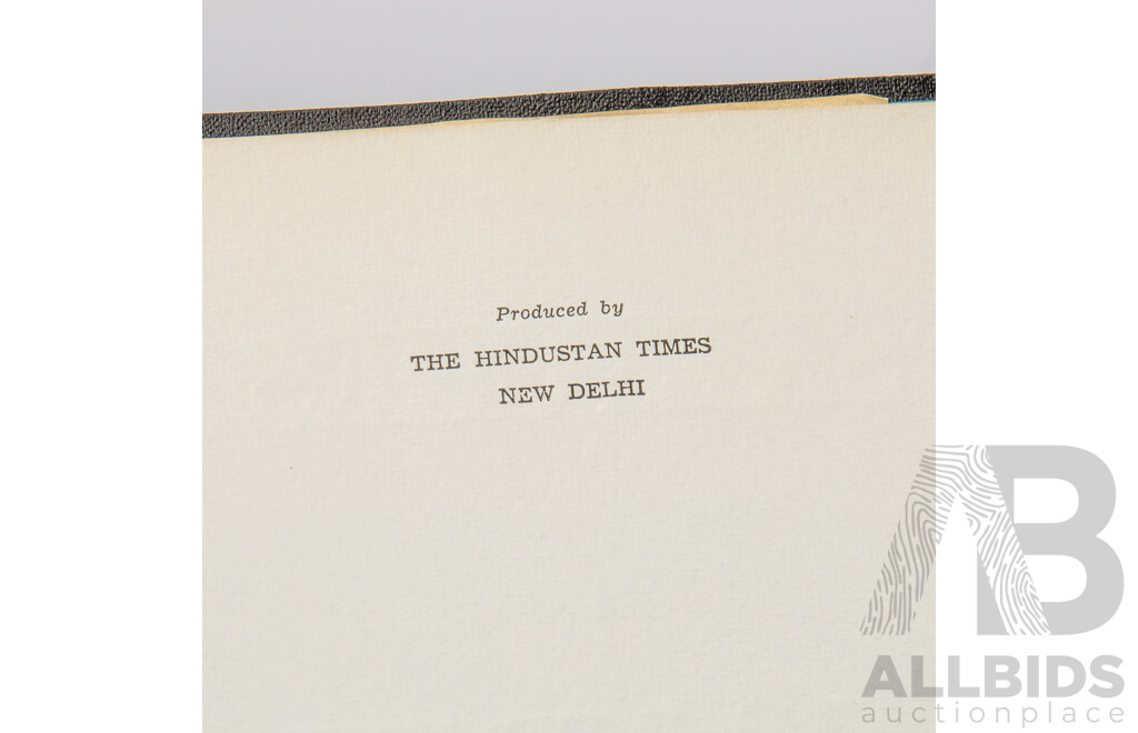 Sketches of Gandhi by Feliks Topolski (1953) With Introduction by Devadas Gandhi