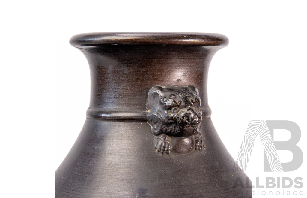 Meiji Period Japanese Urn with Foo Dog Handles, C 1890–1910