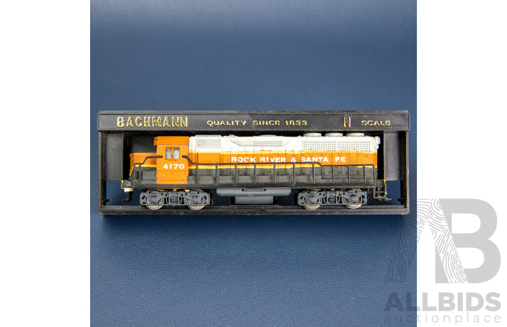 Bachmann N Scale Rock River & Santa Fe Locomotive, No. 4170