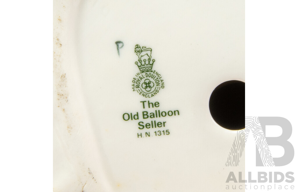 Large Collection of Vintage Country Cottages