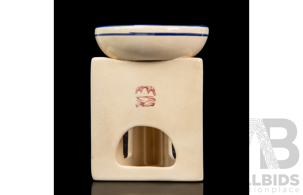 Vintage Essential Oil Diffuser/Incense Burner with Chinese Characters