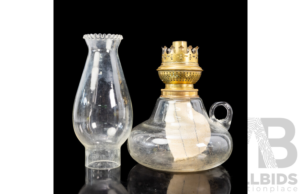 Vintage Kosmos Brenner Kerosene Lamp