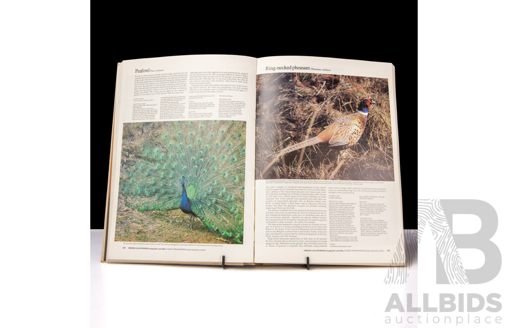 Readers Digest Complete Book Of Australian Birds