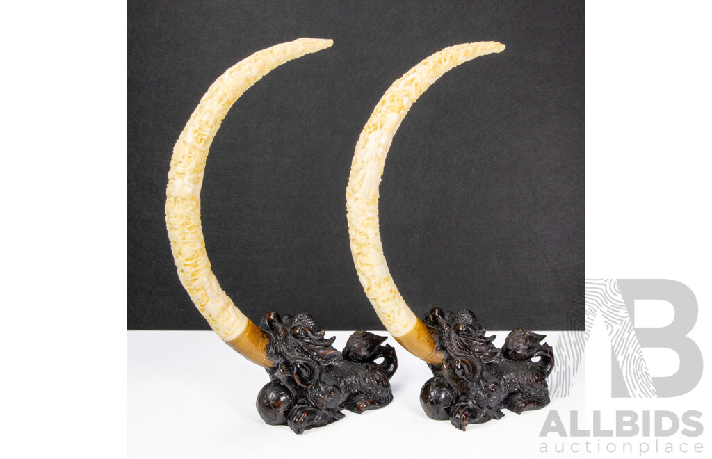 Pair of Vintage Carved Resin Chinese Foo Dog Guardian Figurines with Ornate Faux Tusks