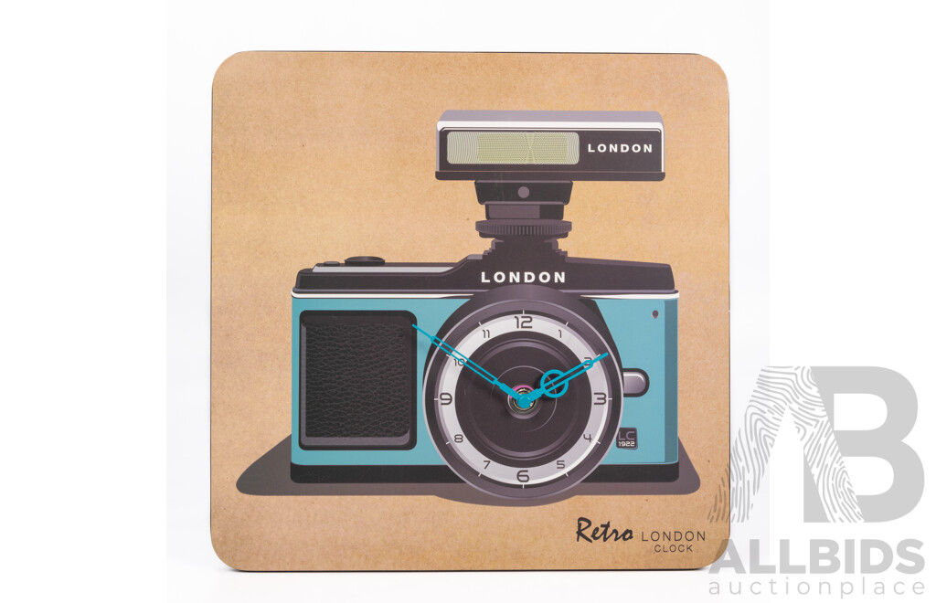 Rare Sempre Retro London Camera Wall Clock New