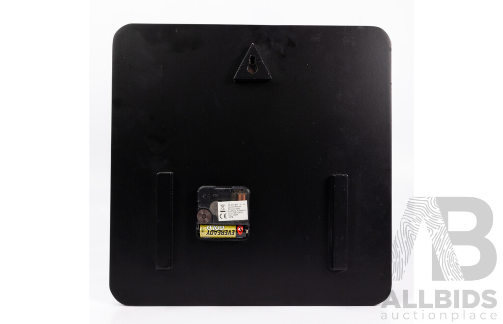 Rare Sempre Retro London Camera Wall Clock New