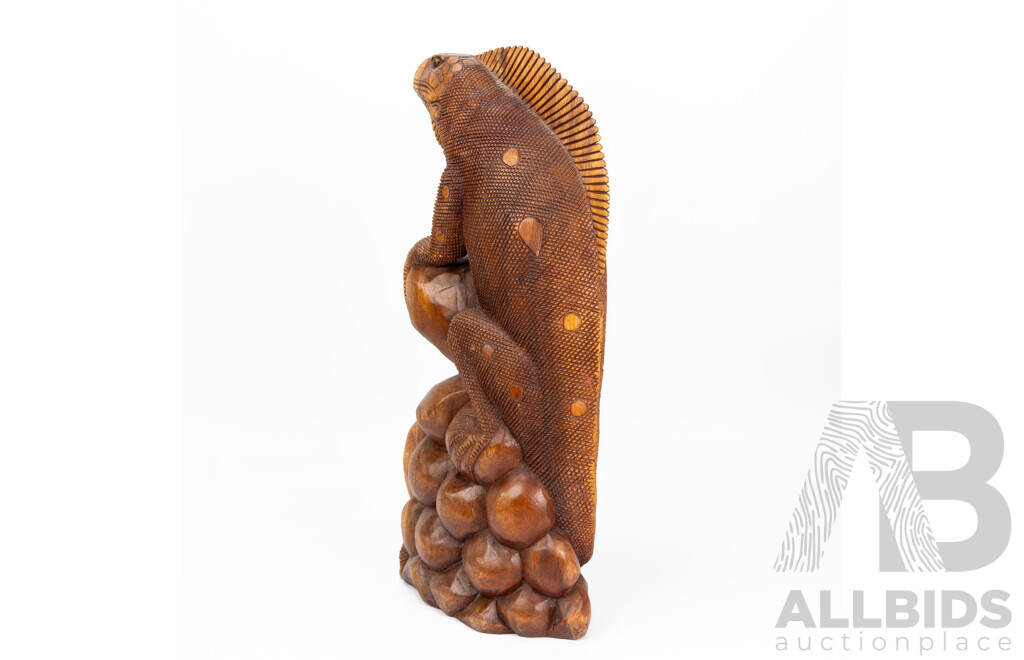 Stunning Vintage Indonesian Hand Carved Iguana Statue