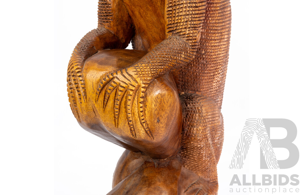 Stunning Vintage Indonesian Hand Carved Iguana Statue