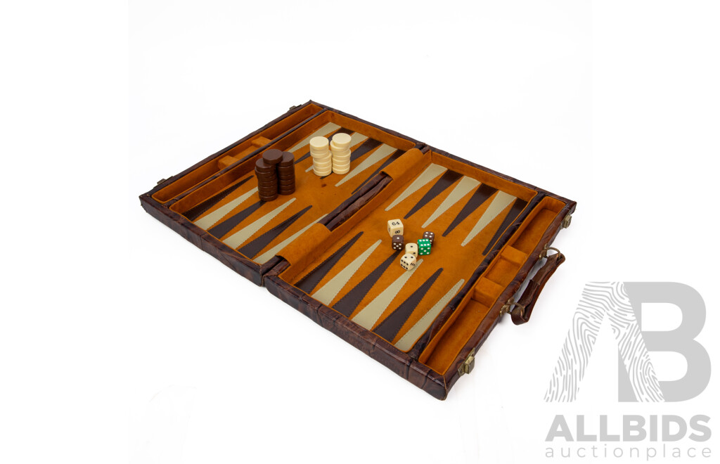 Vintage 1970s Backgammon Set