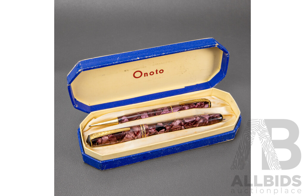 Vintage Onoto No 14 Fountain Pen and Pencil Set. Boxed. 14ct Nib