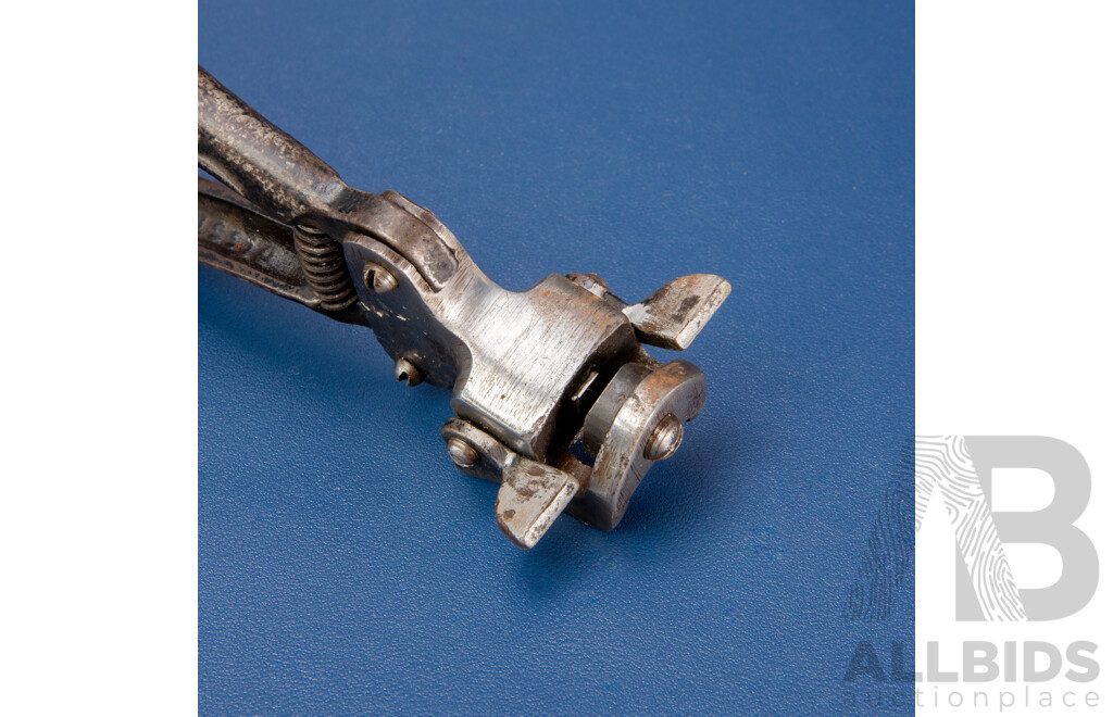 Vintage Disston (U.S.) Triumph Saw Set