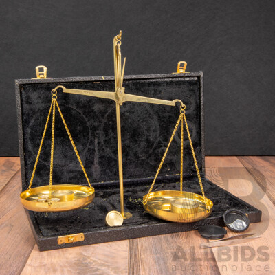 Vintage Brass Jewellery Balance Scale up to 200g
