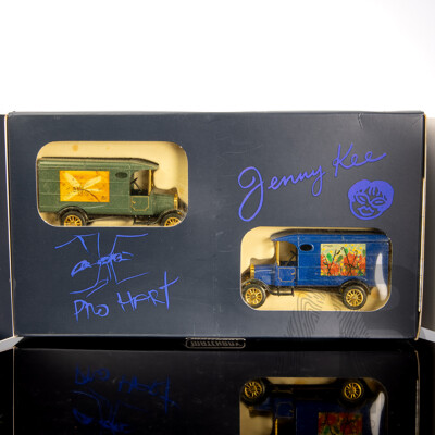 Limited Edition Matchbox Car Set – Pro Hart & Jenny Kee #390