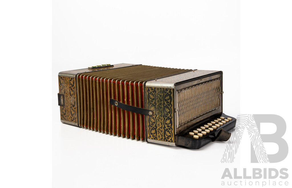 Vintage Hohner 2915 G/C Vienna Model Diatonic Button Accordion