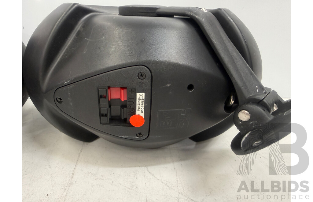 2x Electro Voice EVID 4.2T Speaker