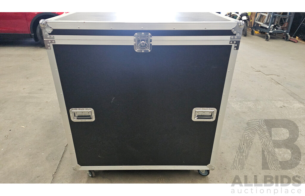 Inflatable Airscreen W/ Wheeled Road Case