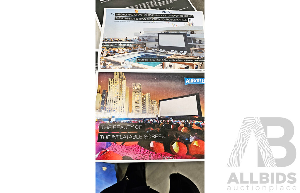 Inflatable Airscreen W/ Wheeled Road Case