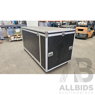 Inflatable Airscreen W/ Wheeled Road Case