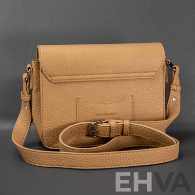 Ladies Tan Faux Leather Handbag by Toni Bianco