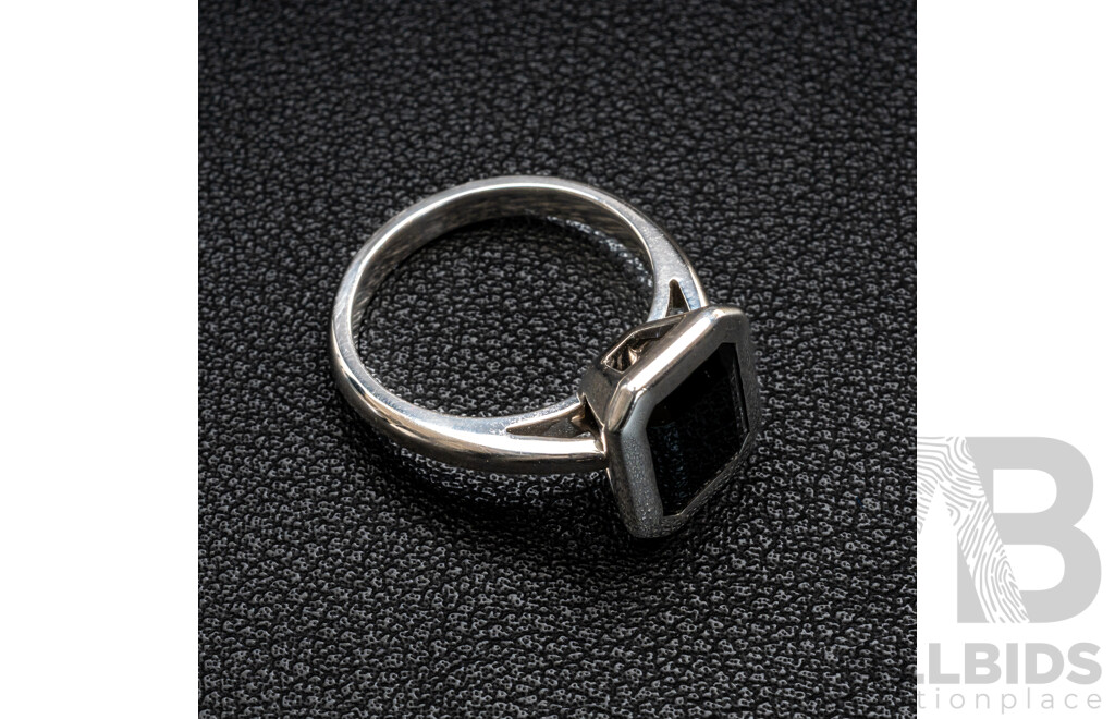BRAND NEW - Sterling Silver Rhodium Plated Black Spinel Ring, Size O, 5.63 Grams