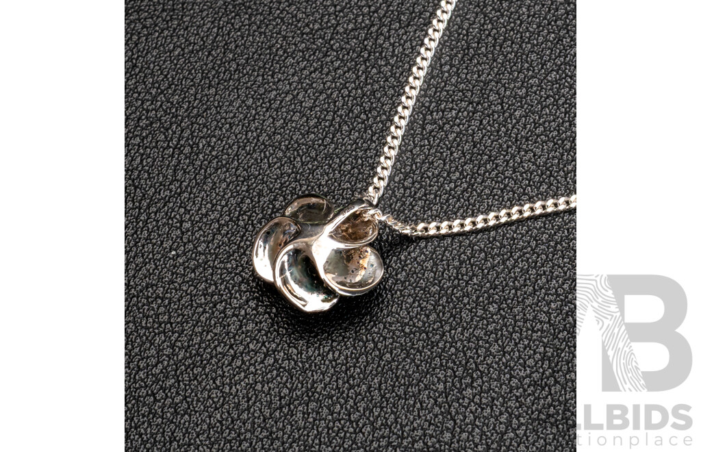 BRAND NEW - Sterling Silver Rose Pendant with Cubic Zirconia on 45cm Curb Link Necklace, 6.63 Grams