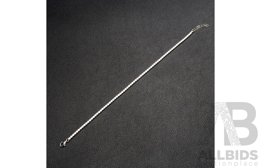 BRAND NEW - Sterling Silver Cubic Zirconia Tennis Bracelet, 18+2cm, 3.78 Grams