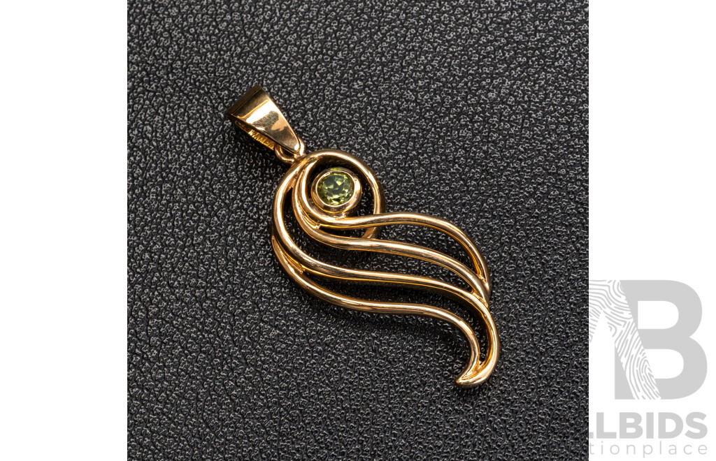 BRAND NEW - 9ct Unique Artisan Peridot Pendant, 35mm, 3.73 Grams