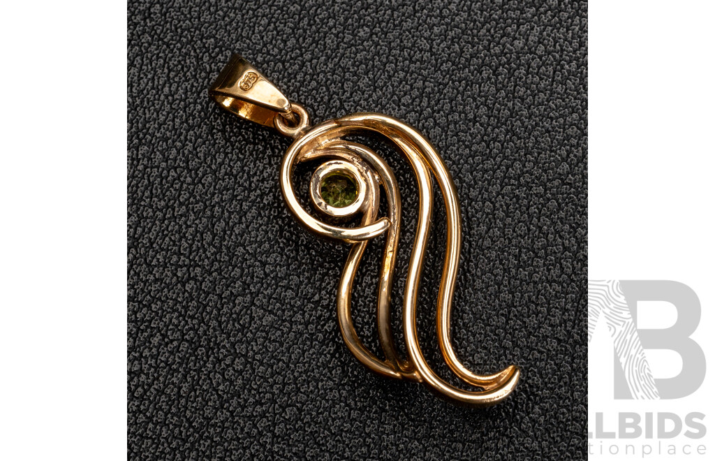 BRAND NEW - 9ct Unique Artisan Peridot Pendant, 35mm, 3.73 Grams