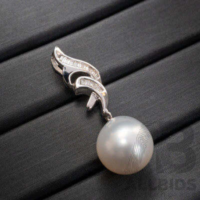 BRAND NEW - 18ct White Gold South Sea Pearl & (0.10ct) Diamond Drop Pendant on 9ct White Gold Necklace (broken), 45cm, 4.83 Grams
