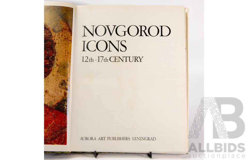 Good Collection of Hard Cover Reference Books Inc Impressionism and African Ceremonies