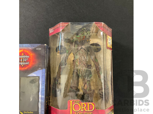 Pair of Lord of the Rings Figures in Original Packaging Including Deluxe Poseable Fell Beast and Treebeard