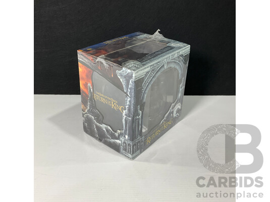Lord of the Rings the Return of the King Collector's DVD Gift Set in Original Packaging
