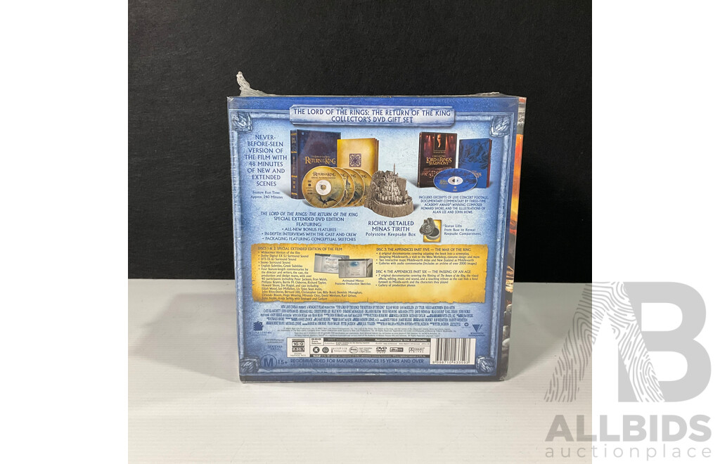 Lord of the Rings the Return of the King Collector's DVD Gift Set in Original Packaging