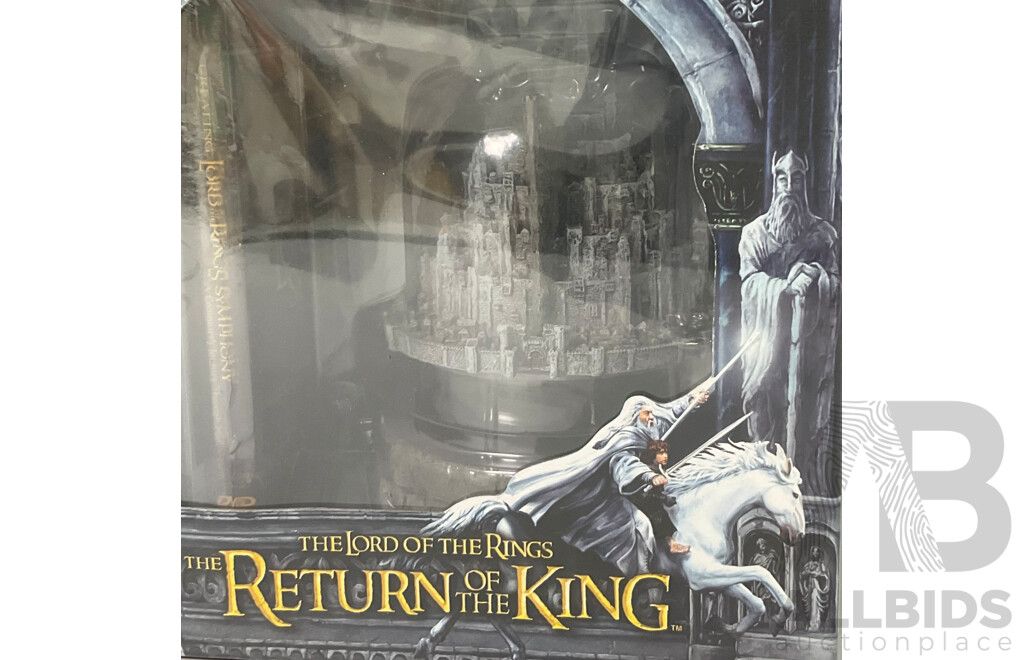 Lord of the Rings the Return of the King Collector's DVD Gift Set in Original Packaging