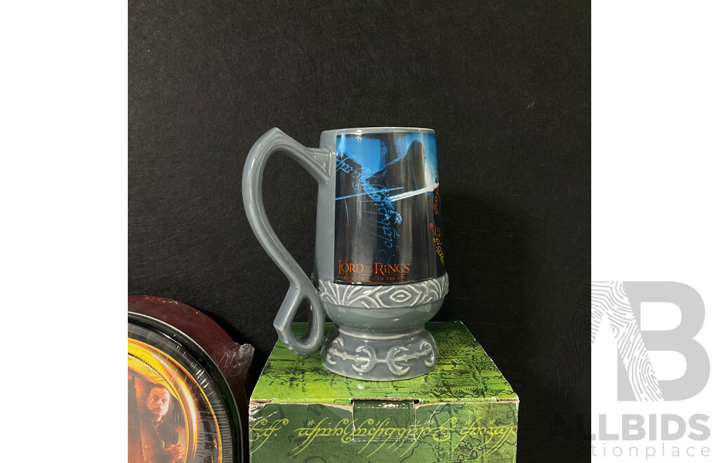 Collection of Lord of the Rings Paraphernalia in Original Packaging Including 500 Piece Puzzle, Ringwraith Sculped Decal Mug and Pickers Bungee Ball