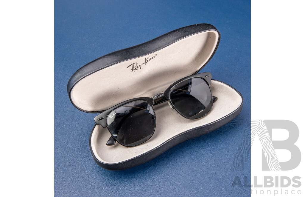 Ray Ban Clubmaster Metal Sunglasses, Model Code - RB3716 186/R5 51-21