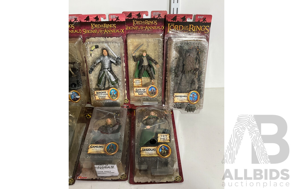 Lord of the Rings, the Two Towers, Collection of Nine Figures in Original Boxes